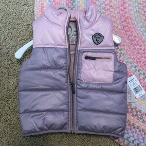 Kookaburra puffer vest new with tags!!
